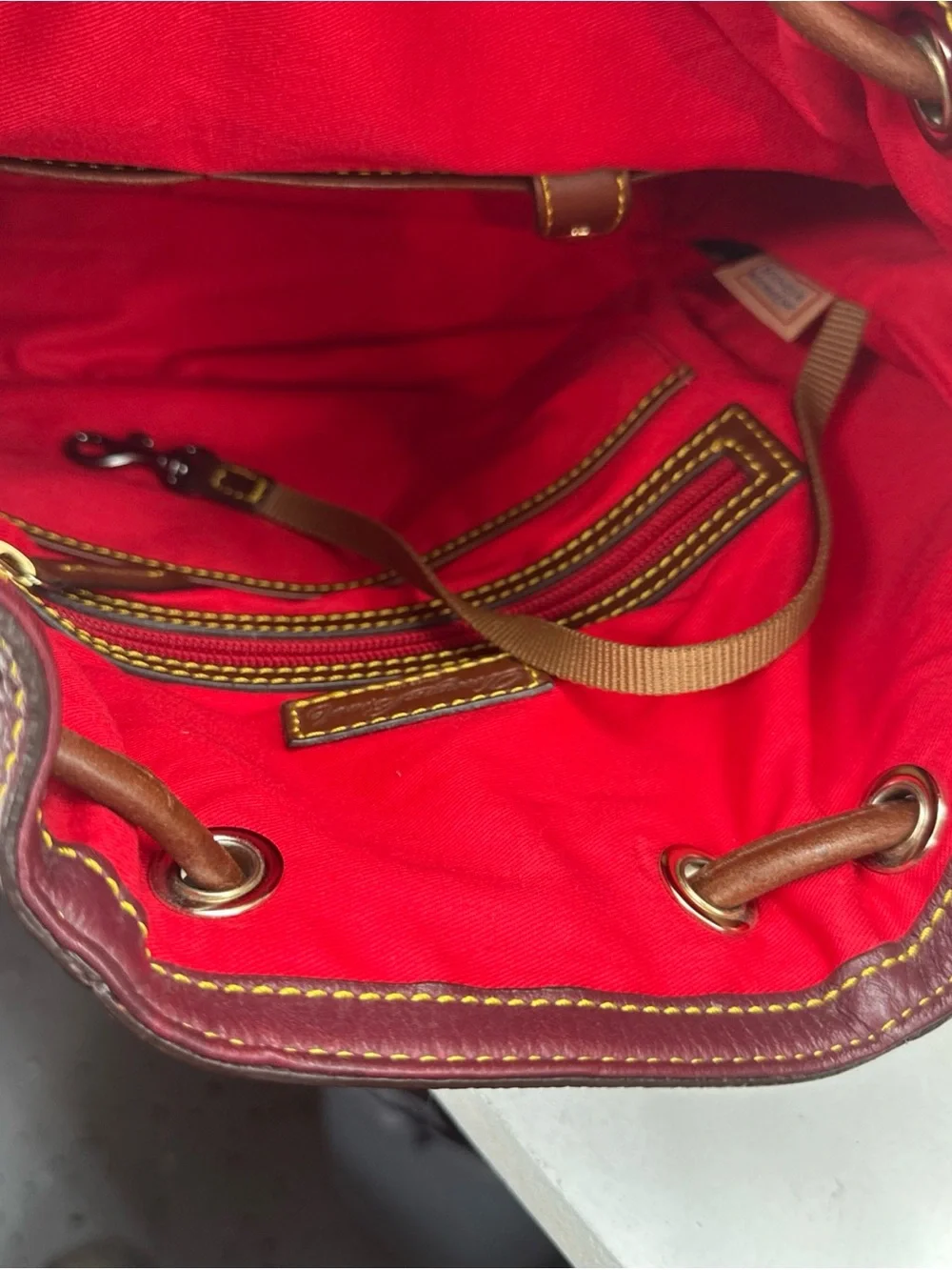 Dooney & Bourke stylish burgundy